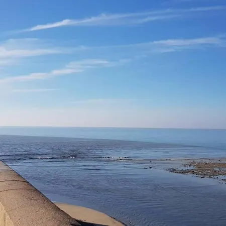 Bel Pour 2 Personnes Vue Laterale Sur Le Port